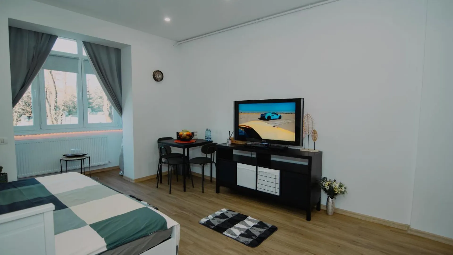 Oasis Studio Central City #2 Bükreş Daire